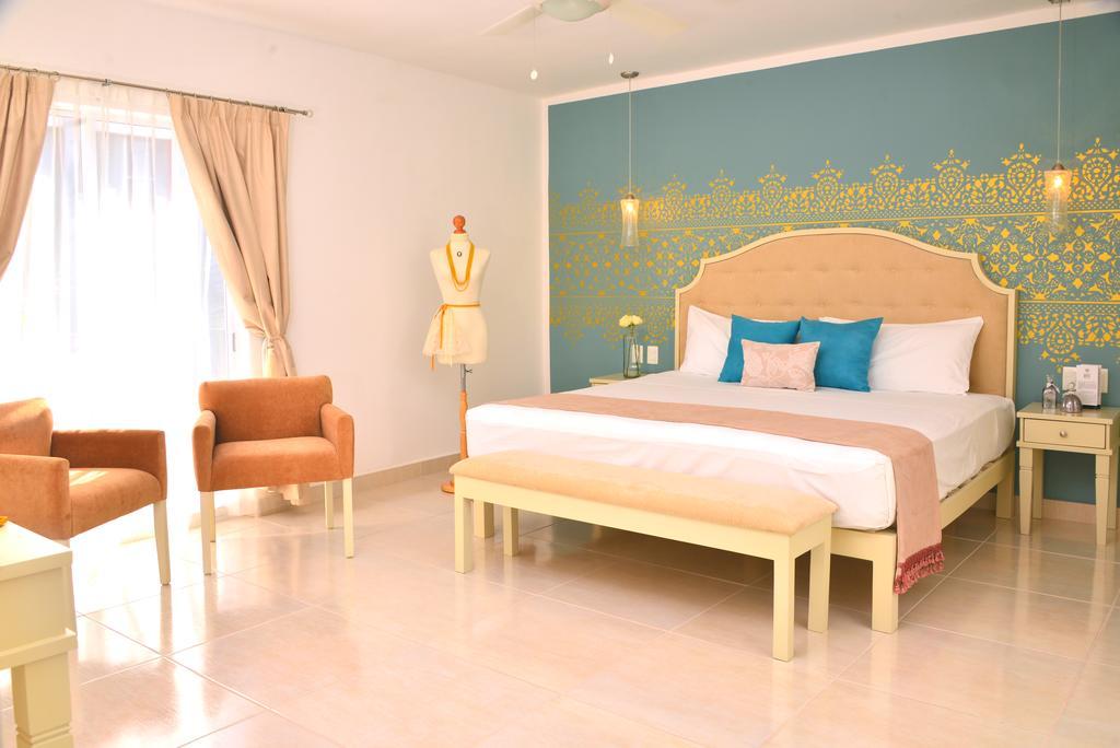 Unic Design Hotel & Restaurant- 5Th Avenue (Adults Only) Playa del Carmen Exterior foto