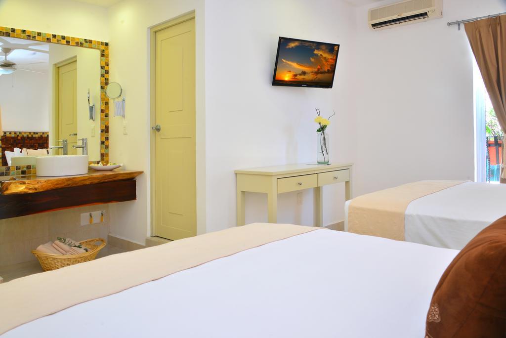 Unic Design Hotel & Restaurant- 5Th Avenue (Adults Only) Playa del Carmen Exterior foto